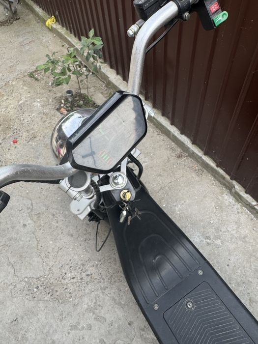 Moped electric cu 2 baterii
