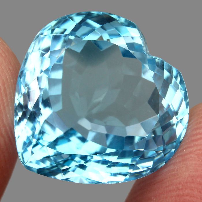 VVS 22.89 Carate 100% Natural Top Swiss Blue Topaz