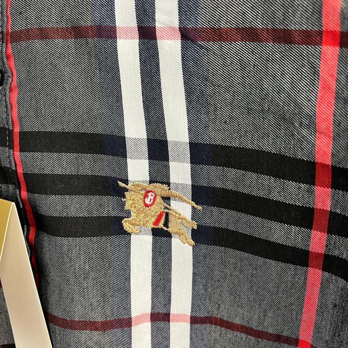 Camasa BURBERRY super calitate
