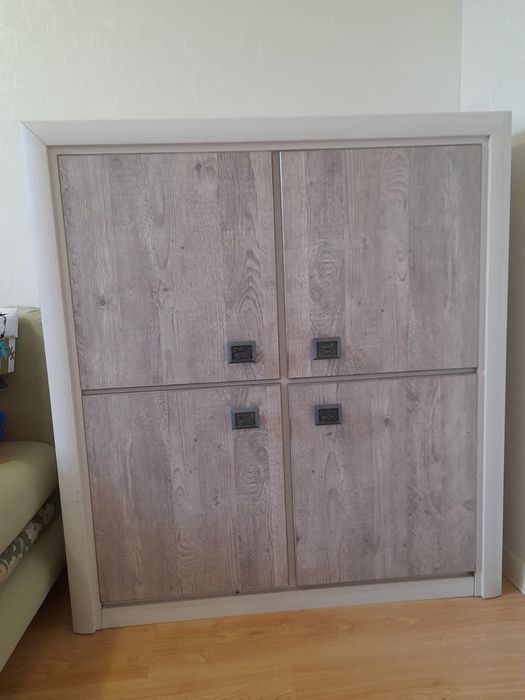 Продам шкаф с полками