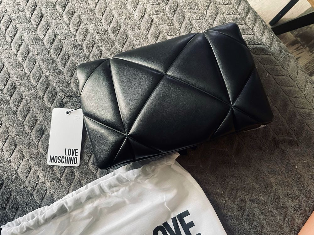 Дамска чанта Love Moschino