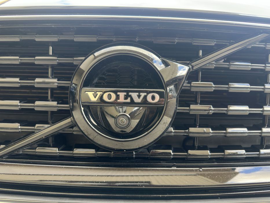 Volvo S60 T8  R Designe Recharge Black Edition