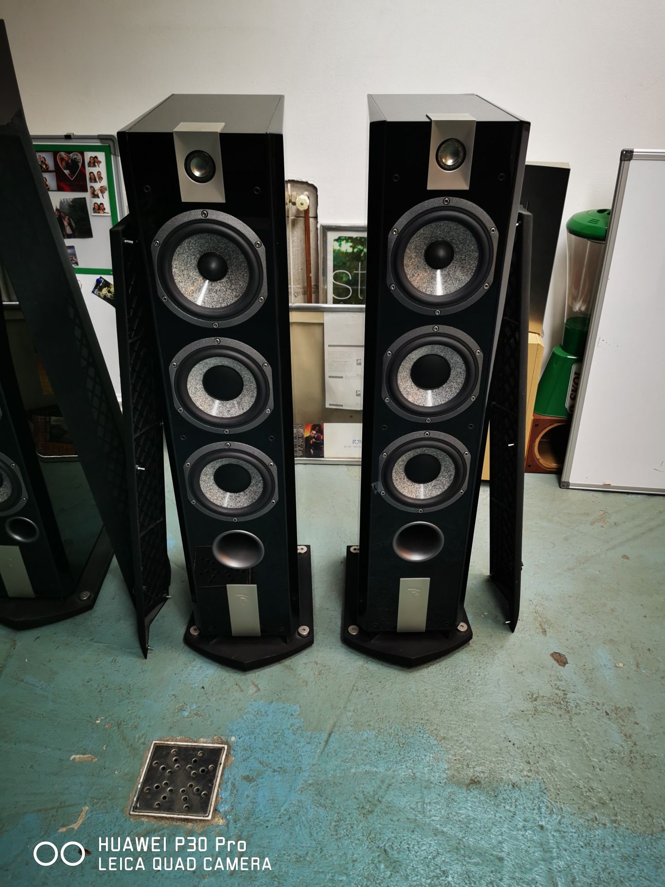 Boxe de podea tip coloane Focal Chorus 826 W.