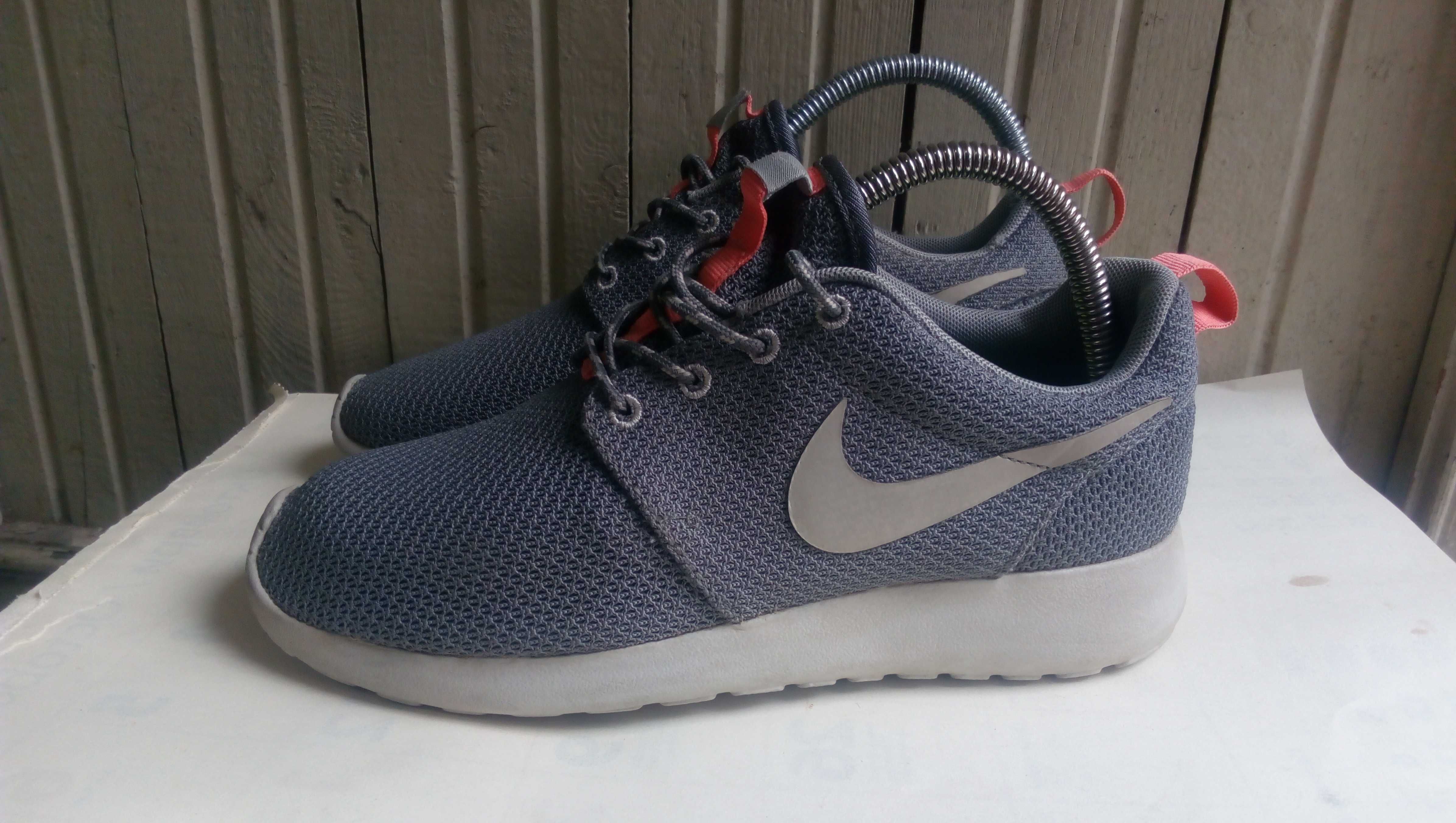 '' Nike Roshe Run'' Оригинални маратонки 36 номер