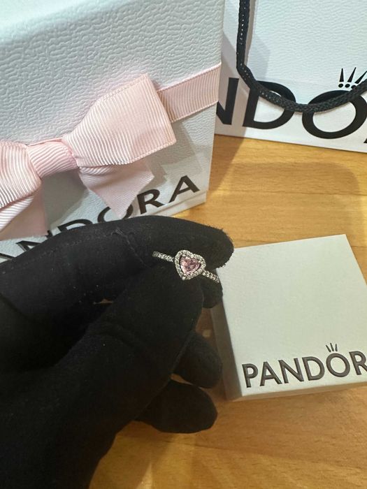 Inel Pandora Argint cu inimioara roz