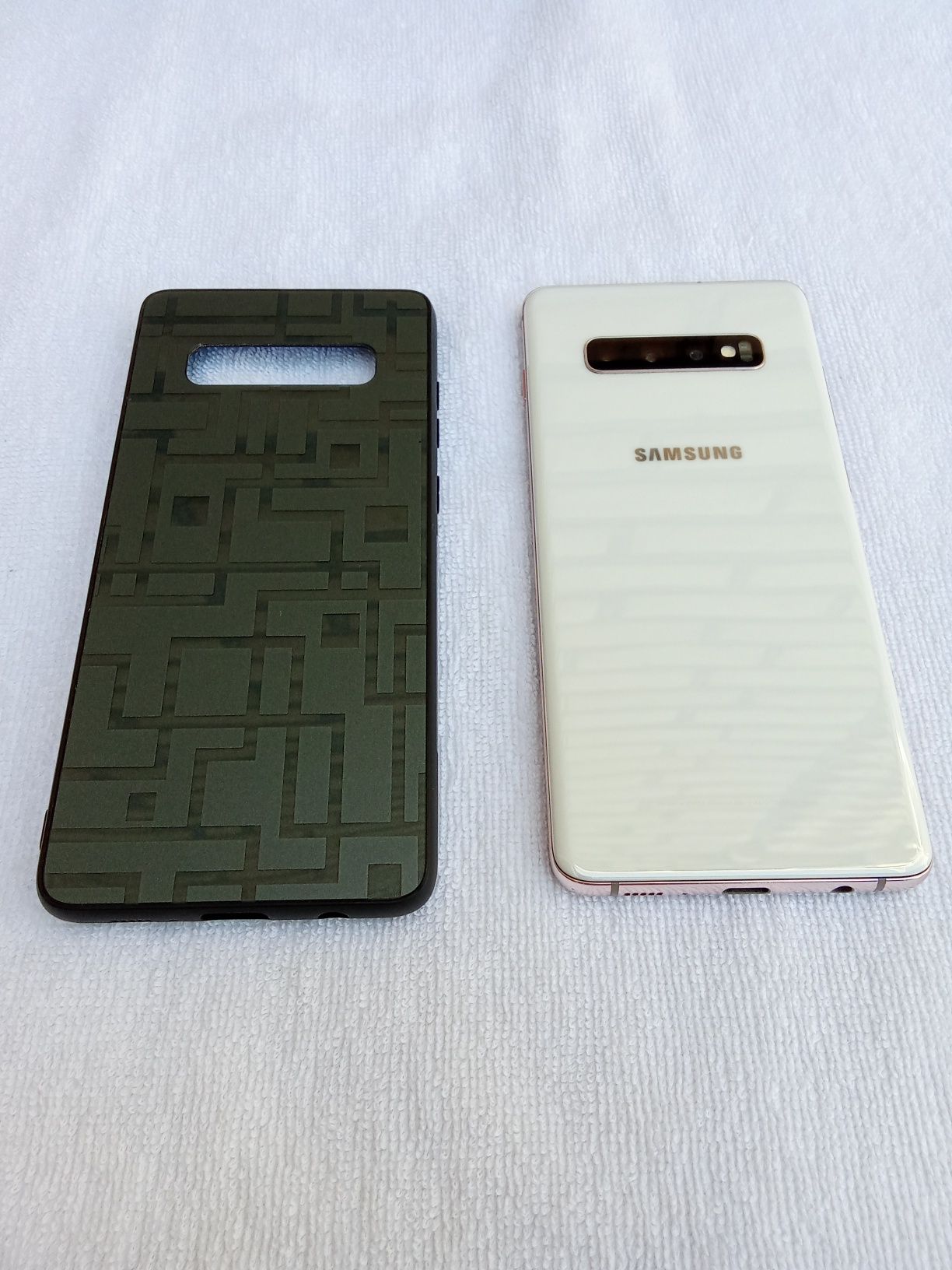 Samsung S 10 plus 512 gb 2 simka Vietnam 100 % оригинал