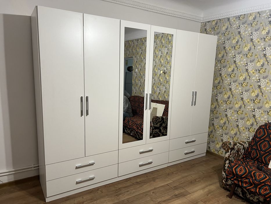 Montaj mobila in Prahova