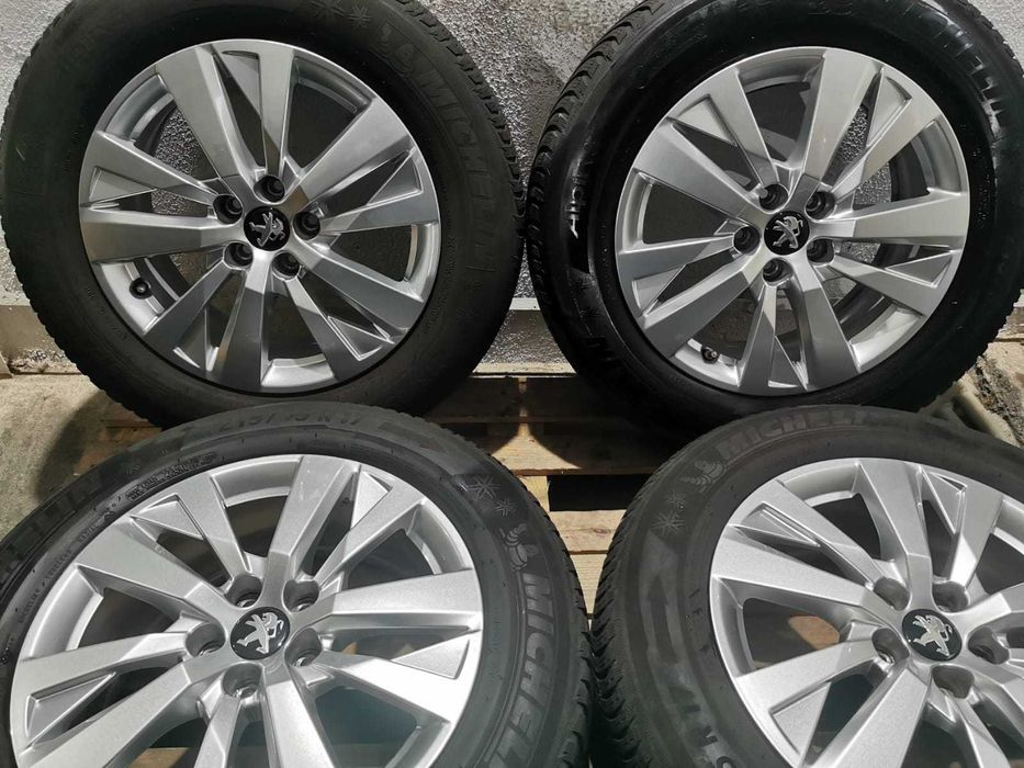 Jante Originale Peugeot 3008 / 5008 . R 17 cu anvelope de iarna
