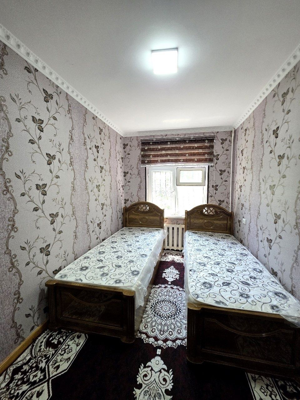 9 mikrayon 11 maktab oldida 3 xona