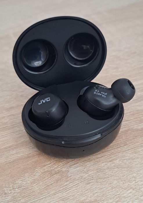 Casti JVC HA-A5T