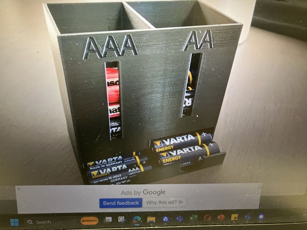 Organizator baterii AA si AAA
