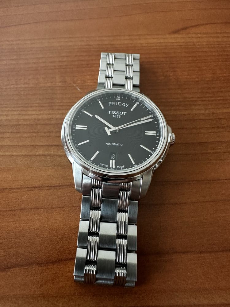 Продавам Tissot Day&Date