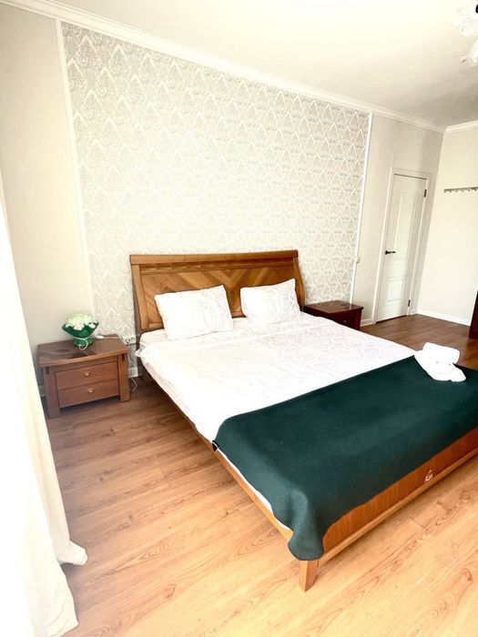 2х комн в центре Левого берега р-н Керуен, Байтерека