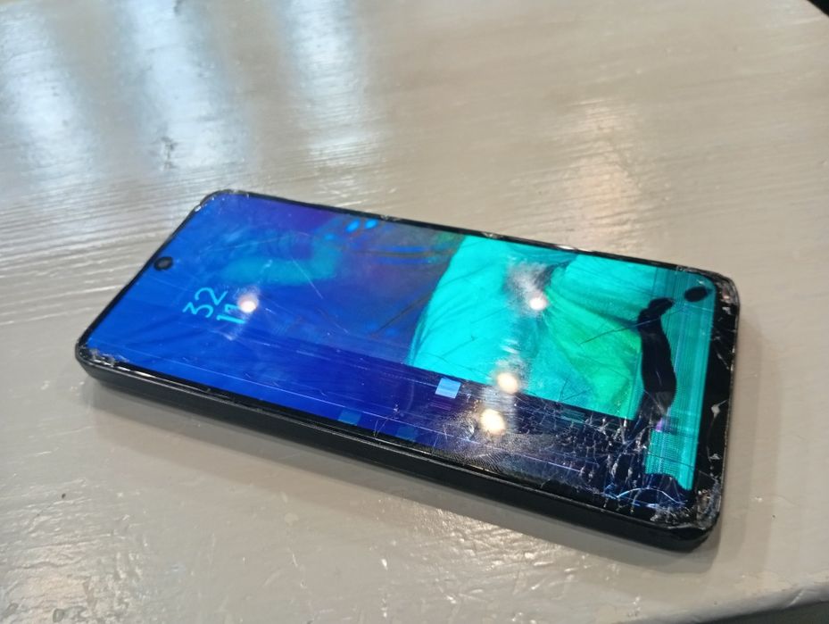 Xiaomi 13 на запчасти