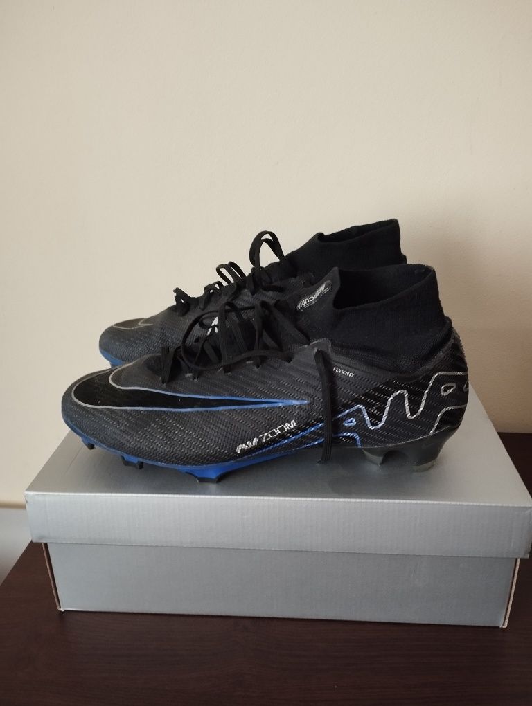 Продавам бутонки Nike zoom superfly 9 elite fg