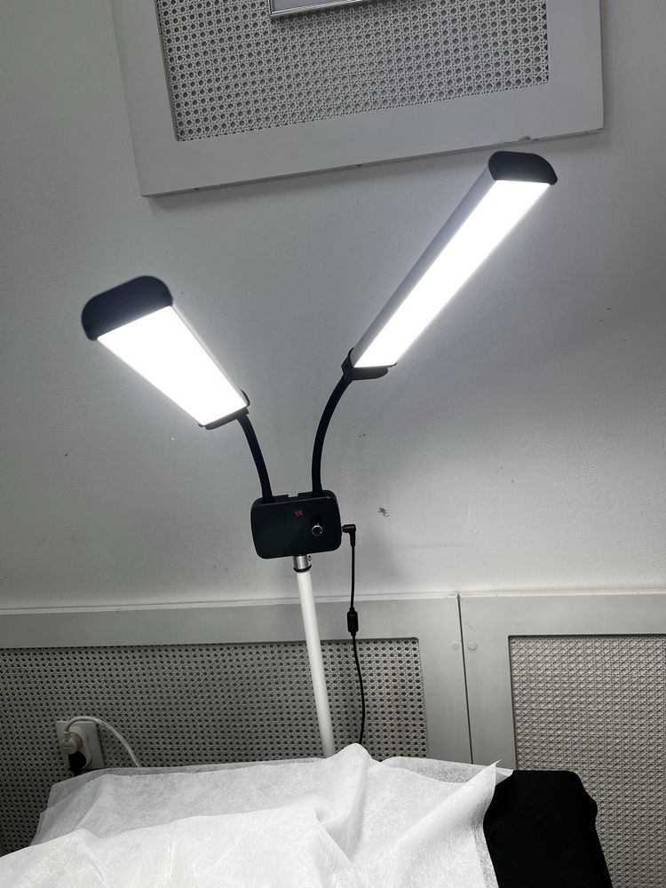 LED лампа двойка (за миглопластика, козметик, перманентен грим)