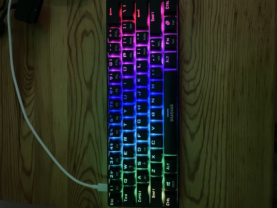 Gamdias Hermes E3 RGB геймърска клавиатура