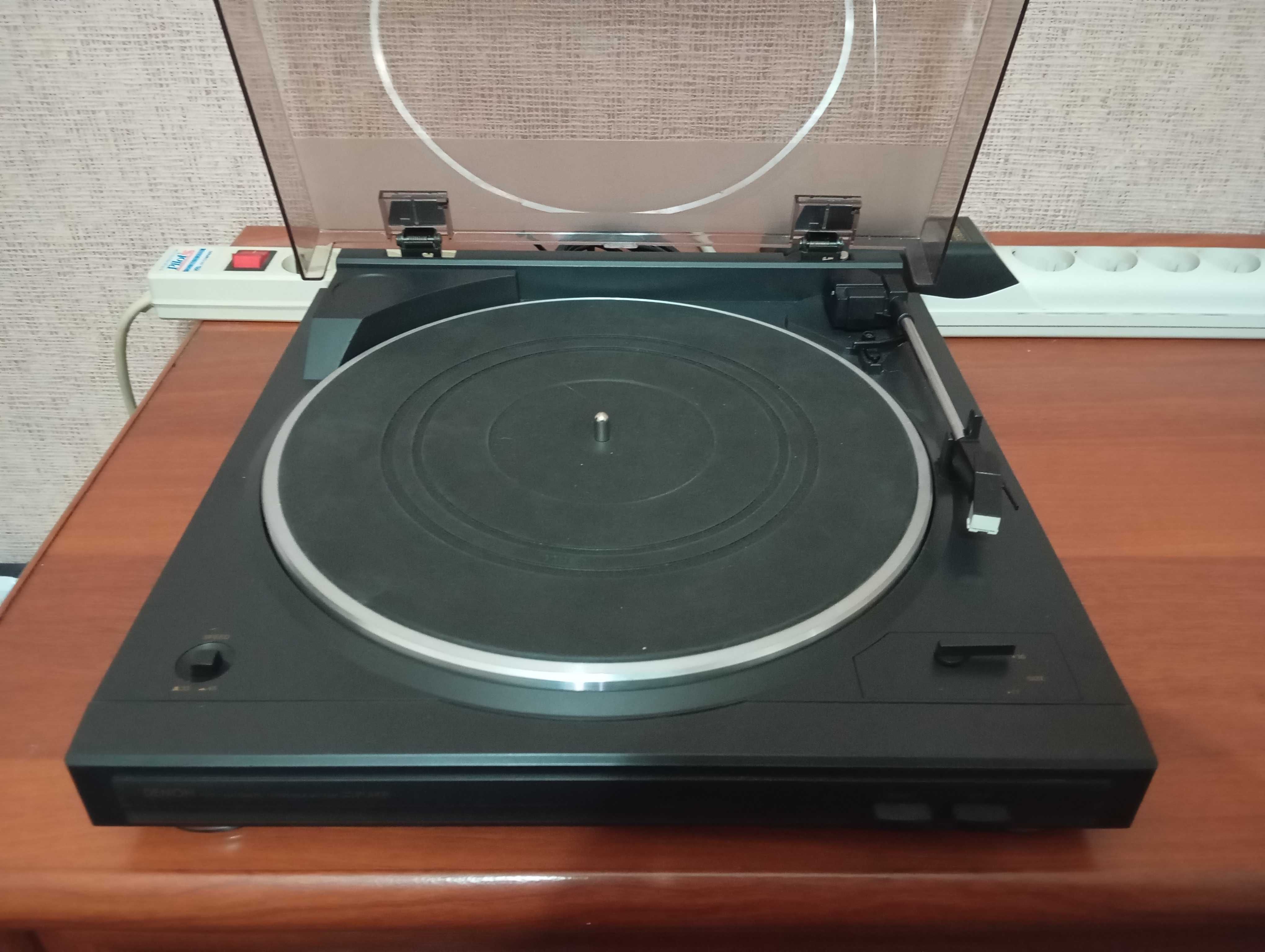 Продам проигрыватель винил дисков DENON.