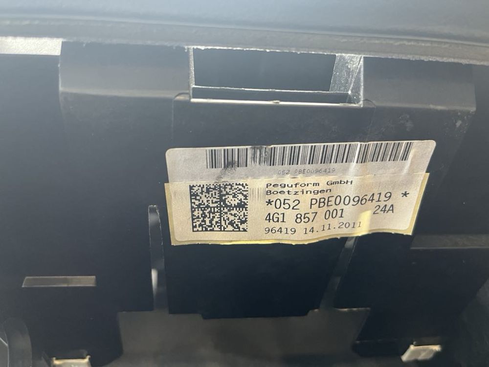 Арматурно табло A6 C7 4g без хедъп оригинално 4g0857001 Ауди А6 ц7