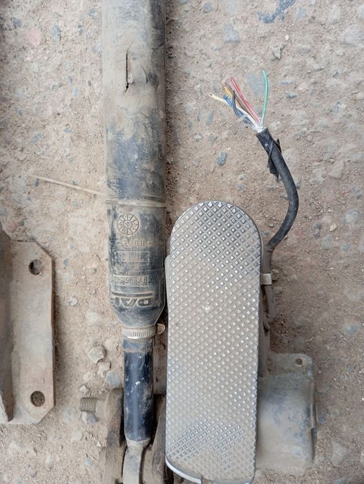 Продам запчасти на DAF то что на фотографии других запчастей нету