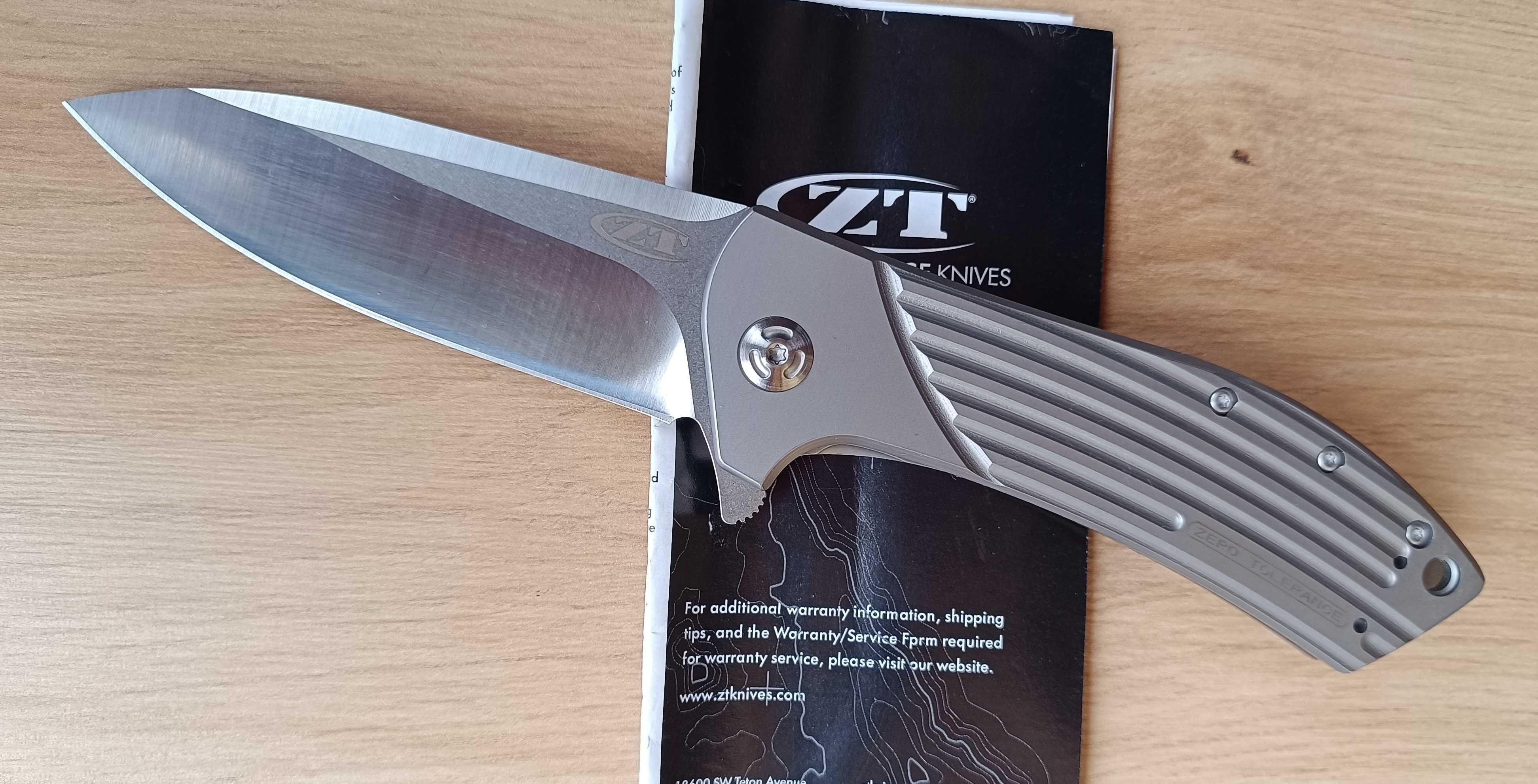 Сгъваем нож  ZT 0808 / ZT 0801