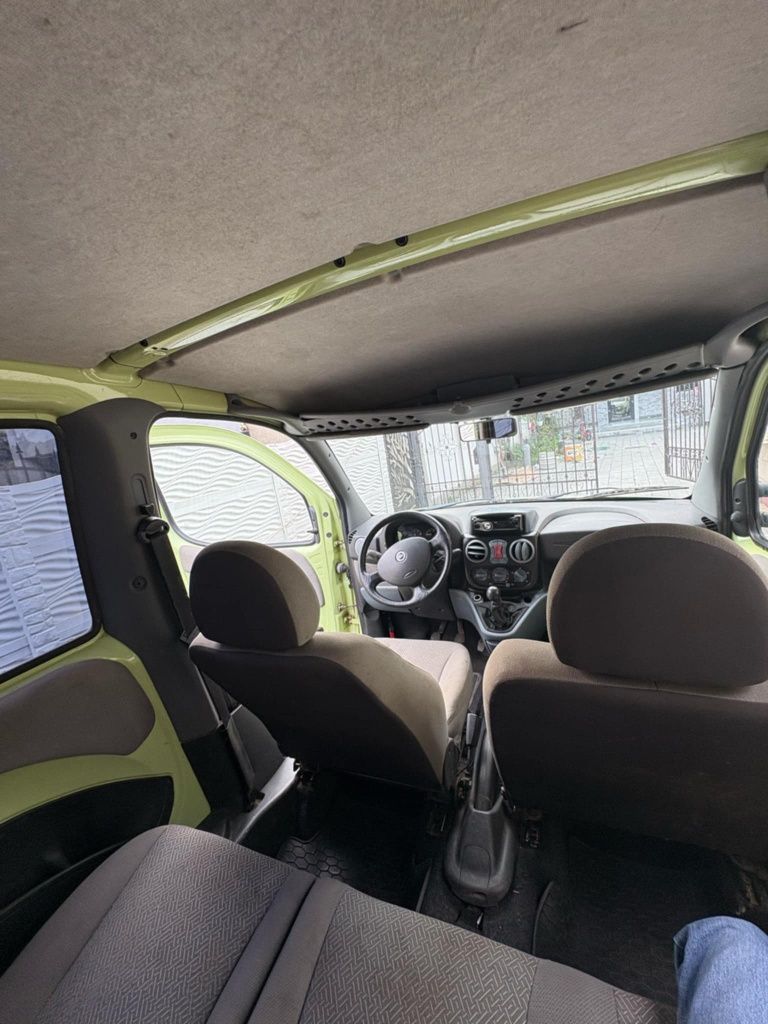 Vand Fiat doblo recent adusa