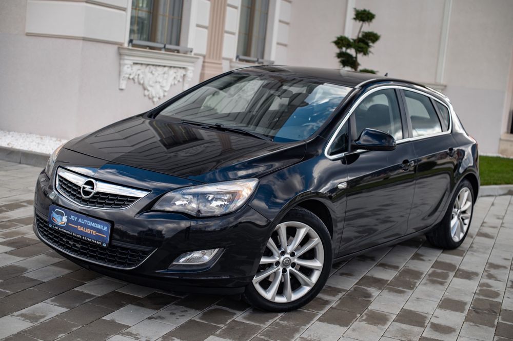 Opel Astra J *Rate* 1,7 CDTI *Garantie 12 Luni*