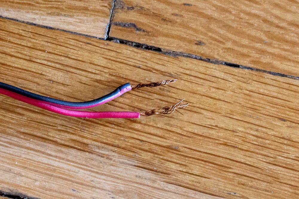 Комплект тонколони Panasonic SB-CH32