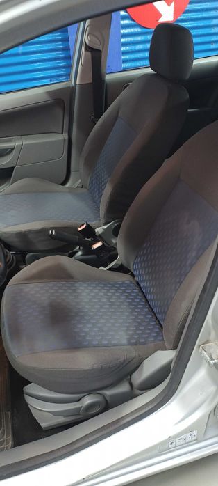 Vând un Ford Fiesta mk 5 1.4 benzină