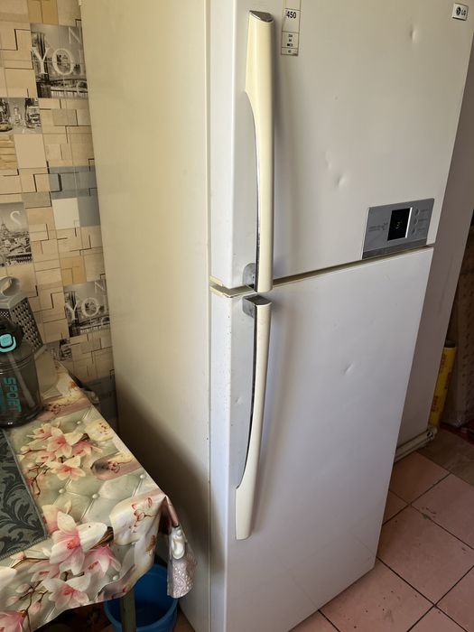 Холодильник LG бу