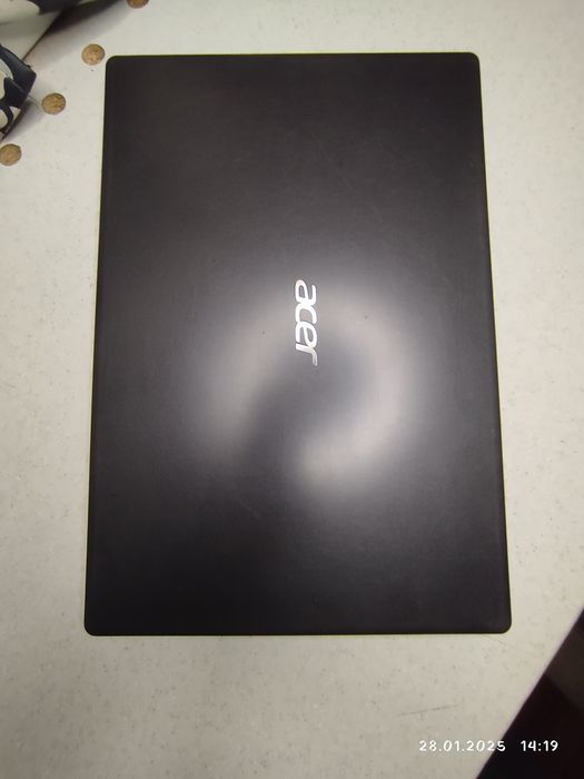 Ноутбук Acer aspire 3