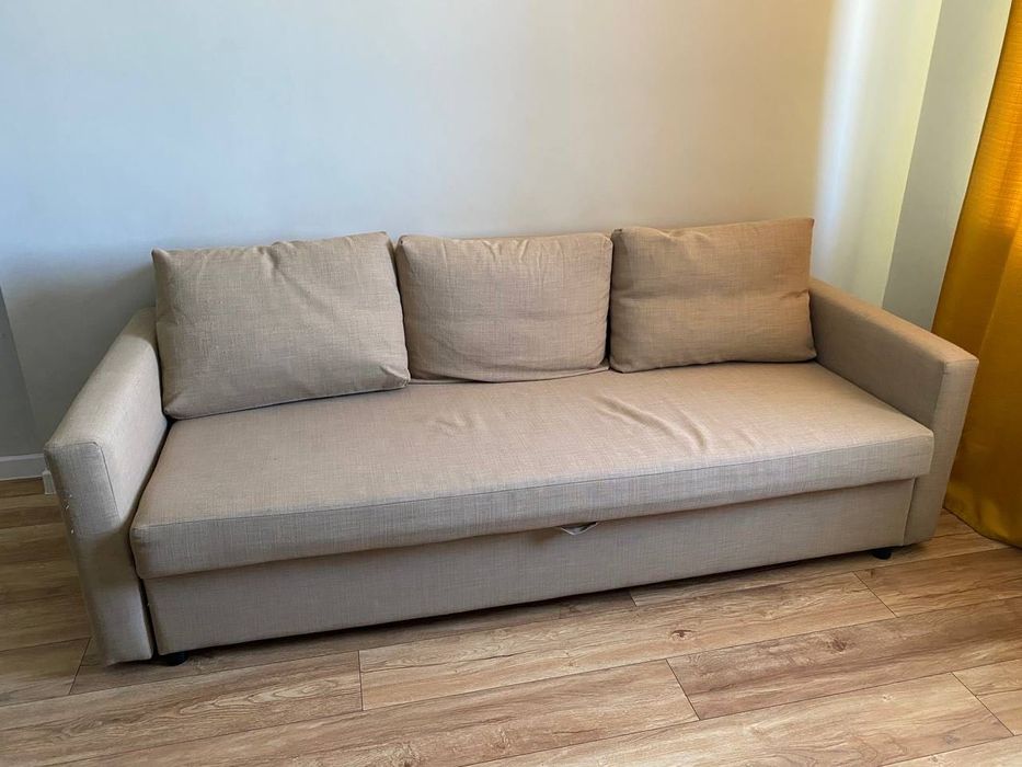 Диван серый IKEA