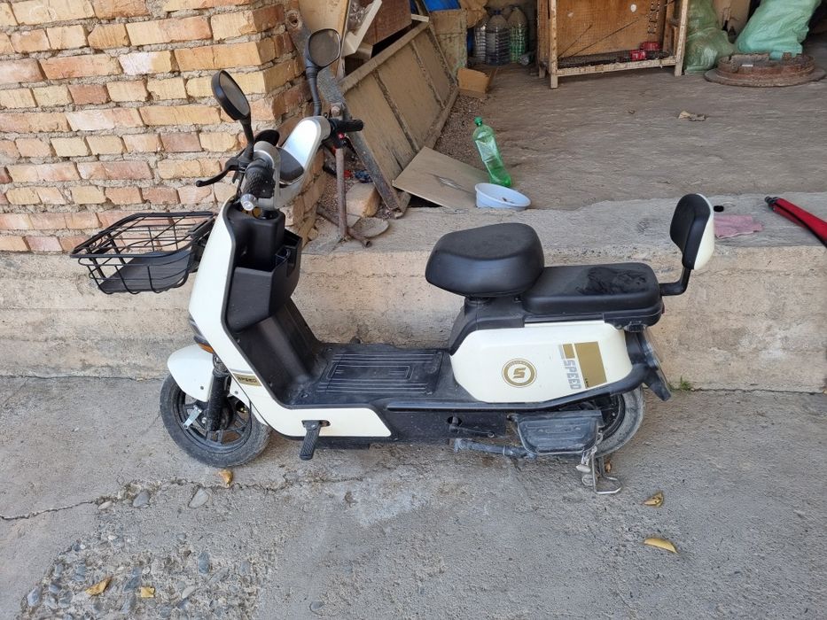Skuter holati yaxshi 500 vat mator norm tez yuradi anniq oladiga yozsn