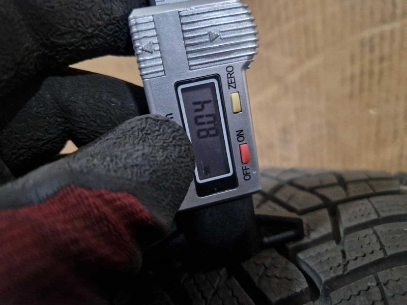 4 Goodyear R17 215/45
зимни гуми DOT4318