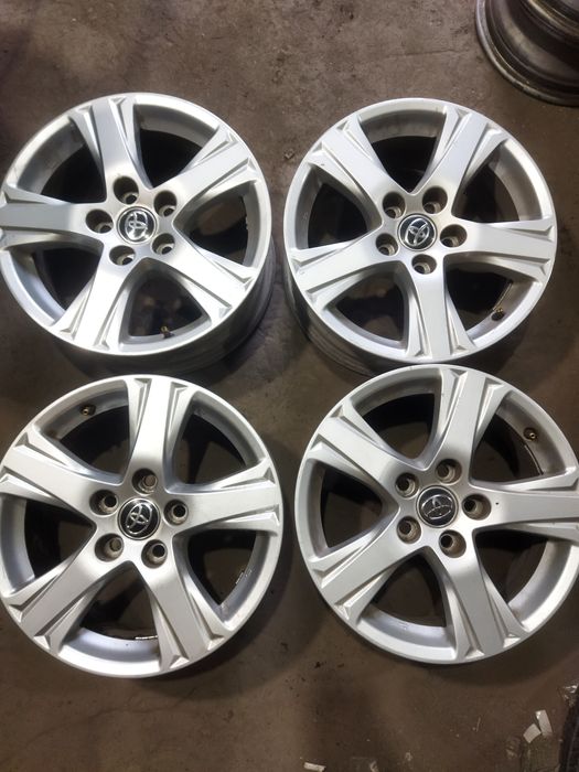 Диски Тойота оригинал на 16