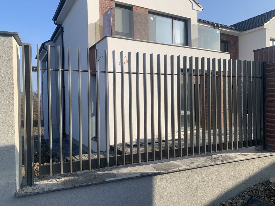 Vând garduri si porti