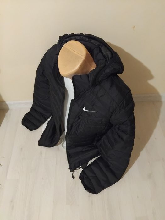 Oferta!  Geaca baieti Nike!