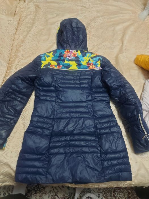 Зимние куртки в отличном состоянии