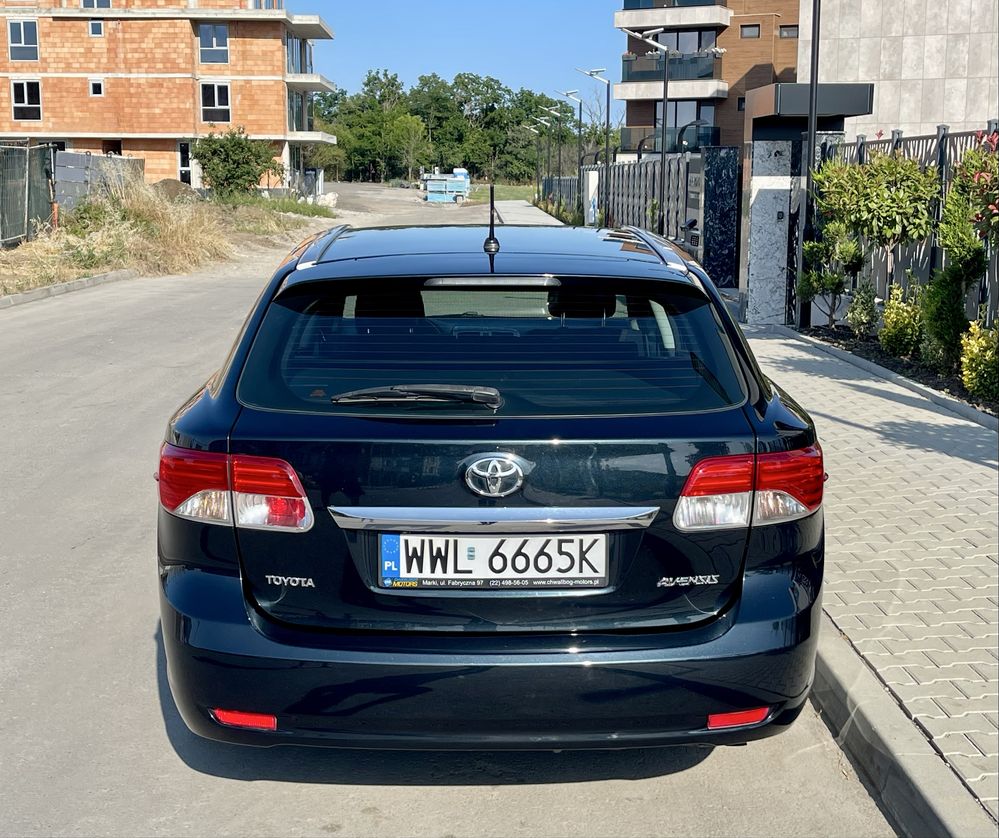 Toyota Avensis 1.8i Automat Navi