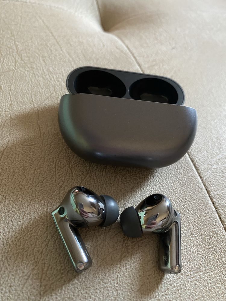 Безжични слушалки Huawei FREEBUDS