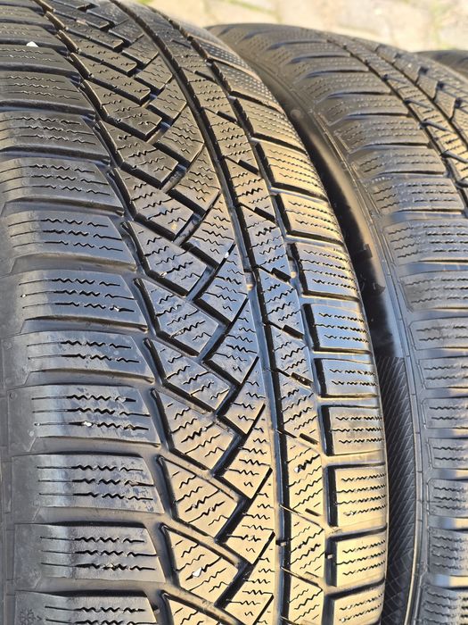 225 55 18 Continental