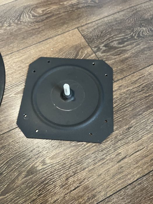 vand  picior masa rotunda