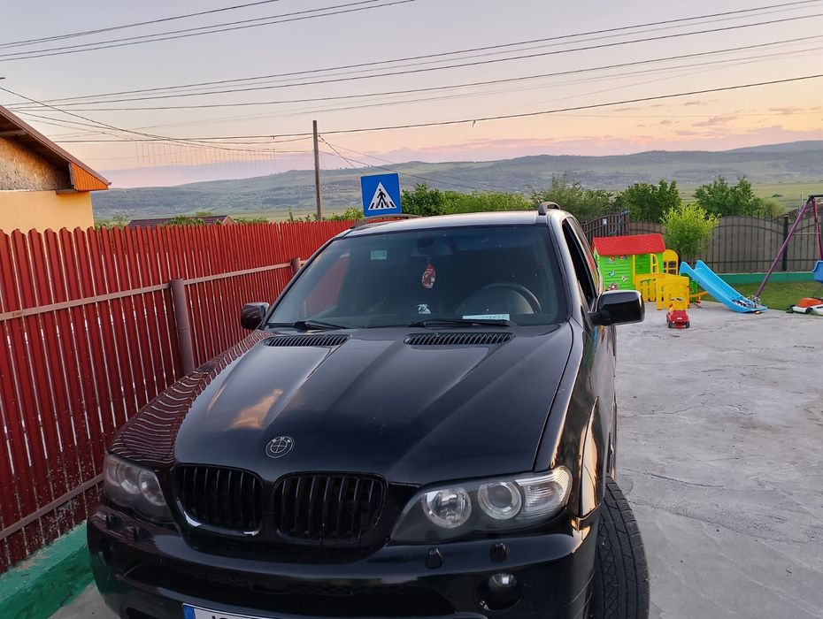 Dezmembrez bmw x5 3.0i manual