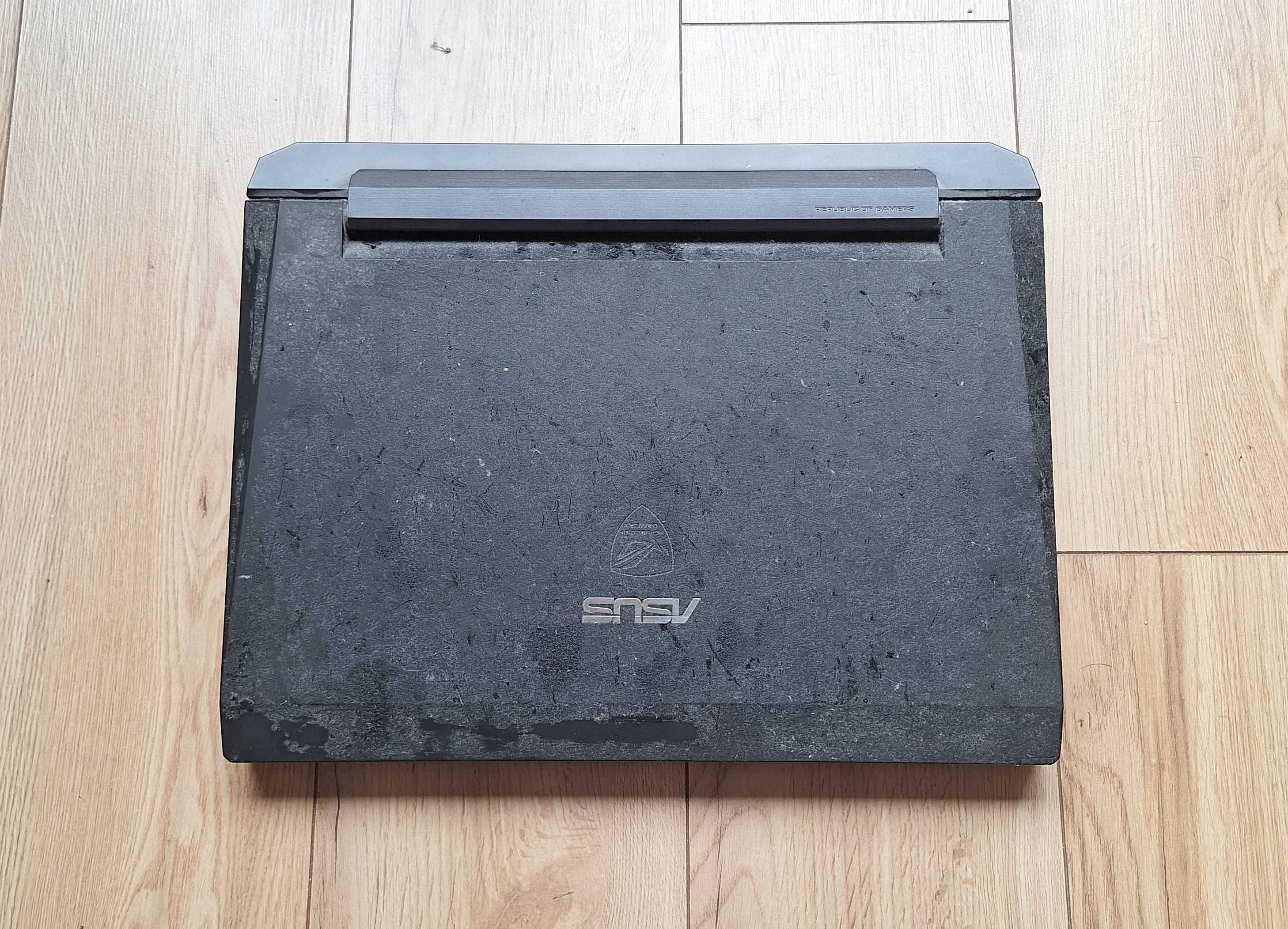 17.3' Asus ROG Core i7-2630QM/8GB/GTX 560 3GB GDDR5/1000GB SSD