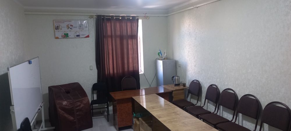 Офис ёки ӯқув маркази учун хона ижарага берилади.