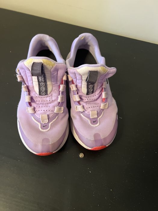 Nike маратонки 36,5номер