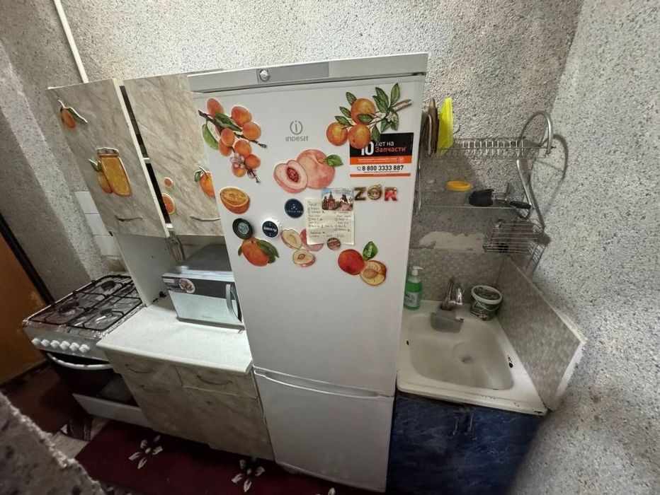 Yunsobod bodomzorda 1/2/2/37 kv toza uy srochniy variyant