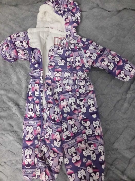 Продам комбинезон на  девочку