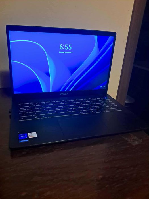 Laptop MSI – Intel Core i5-1235U, 8GB RAM, 512GB SSD, Windows 11