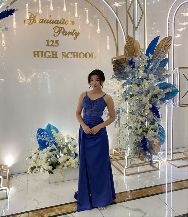 Вечерная платья.